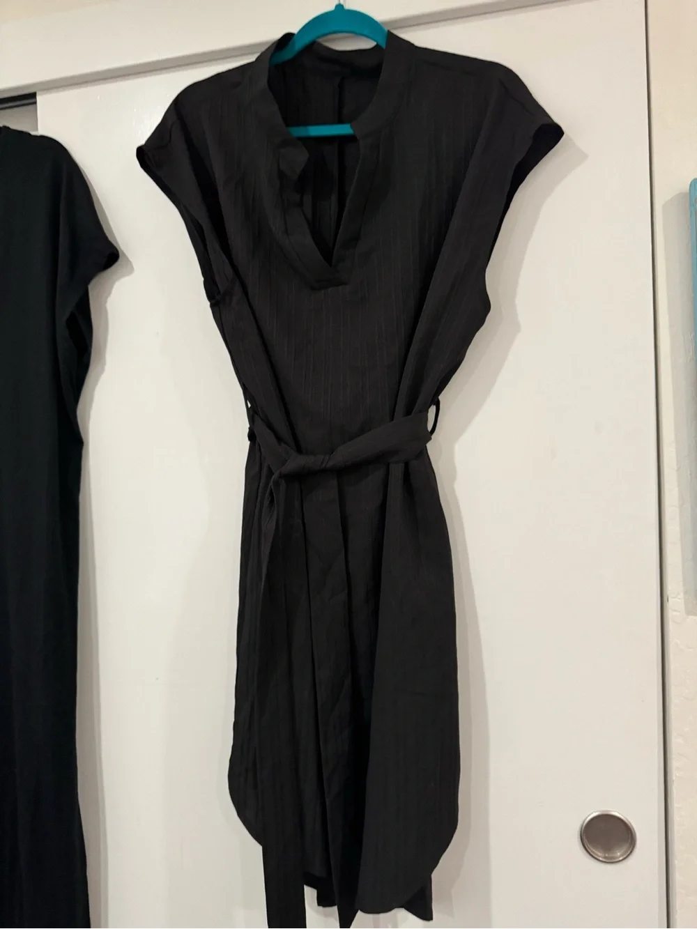 4 pack-Women’s Black Sleeve Dresses - Classic Everyday Style